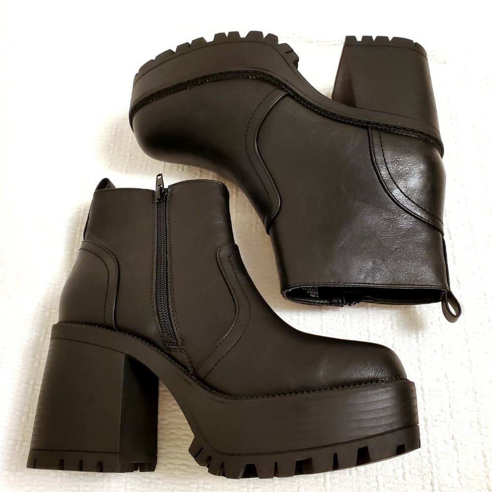 UNIONBAY Women’s Black Paula Platform Heeled Chunky Lug Sole Ankle Boots - 7.5 - Picture 6 of 15